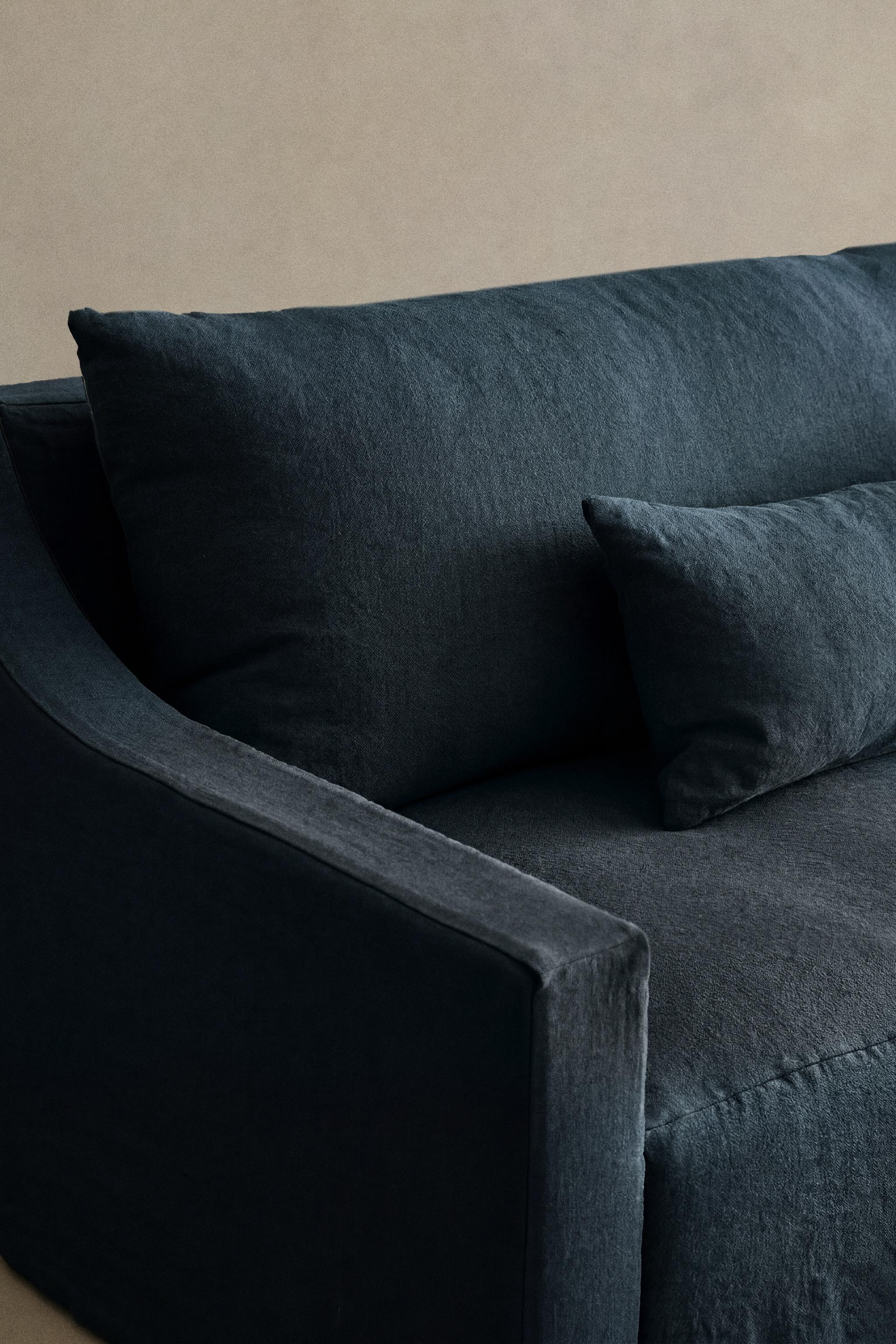 WASHED LINEN SLIPCOVER COUCH